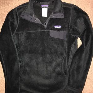 Patagonia black pullover